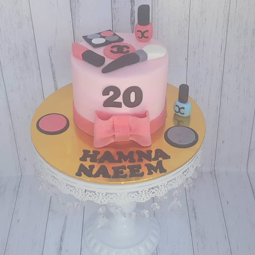 make up cake